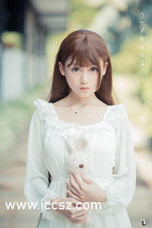 反差婊热门事件吃瓜网